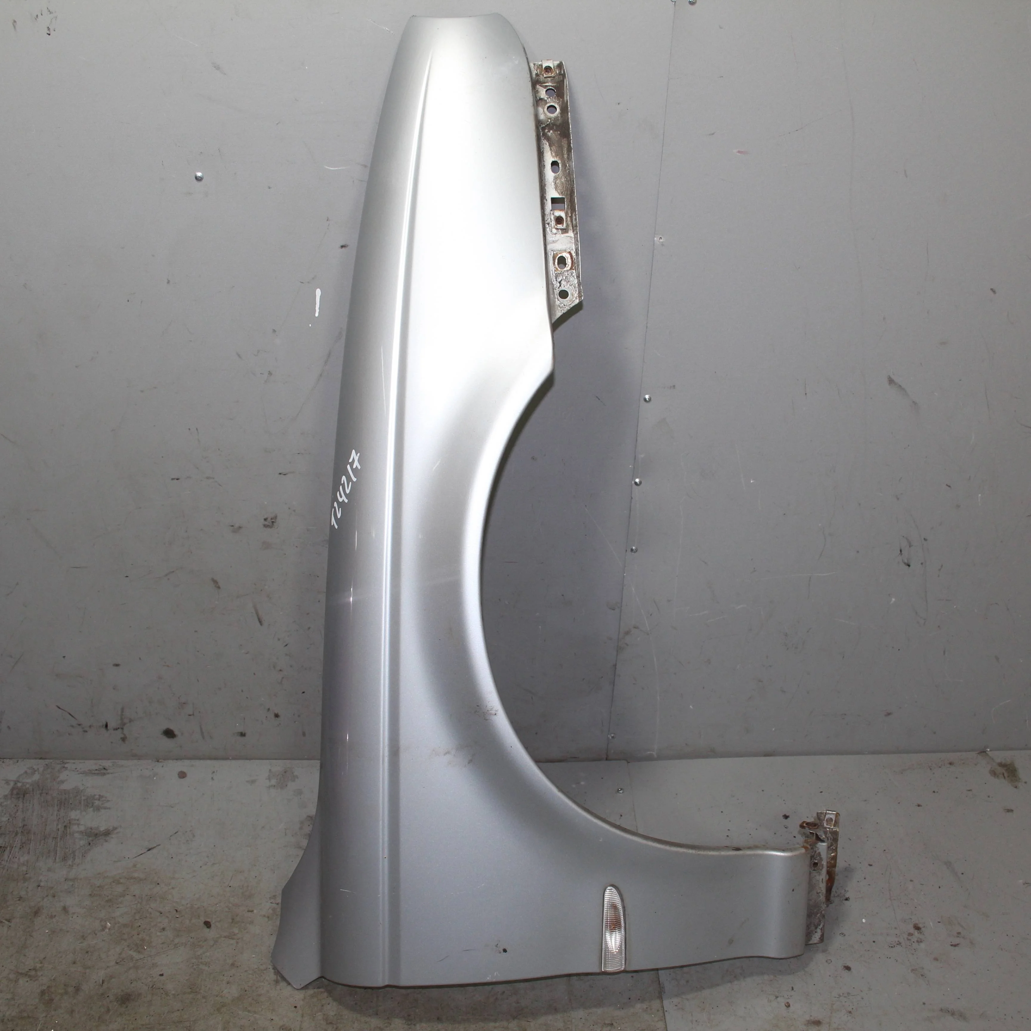 Крыло переднее правое JAGUAR X-type I (2001—2009)