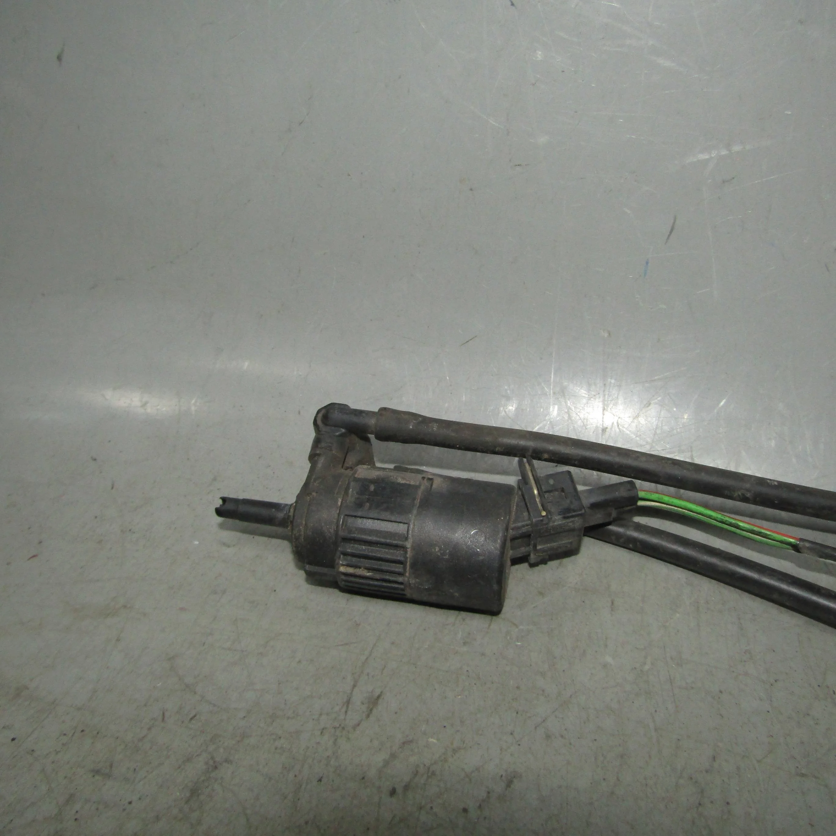 Насос омывателя JAGUAR X-type I (2001—2009)