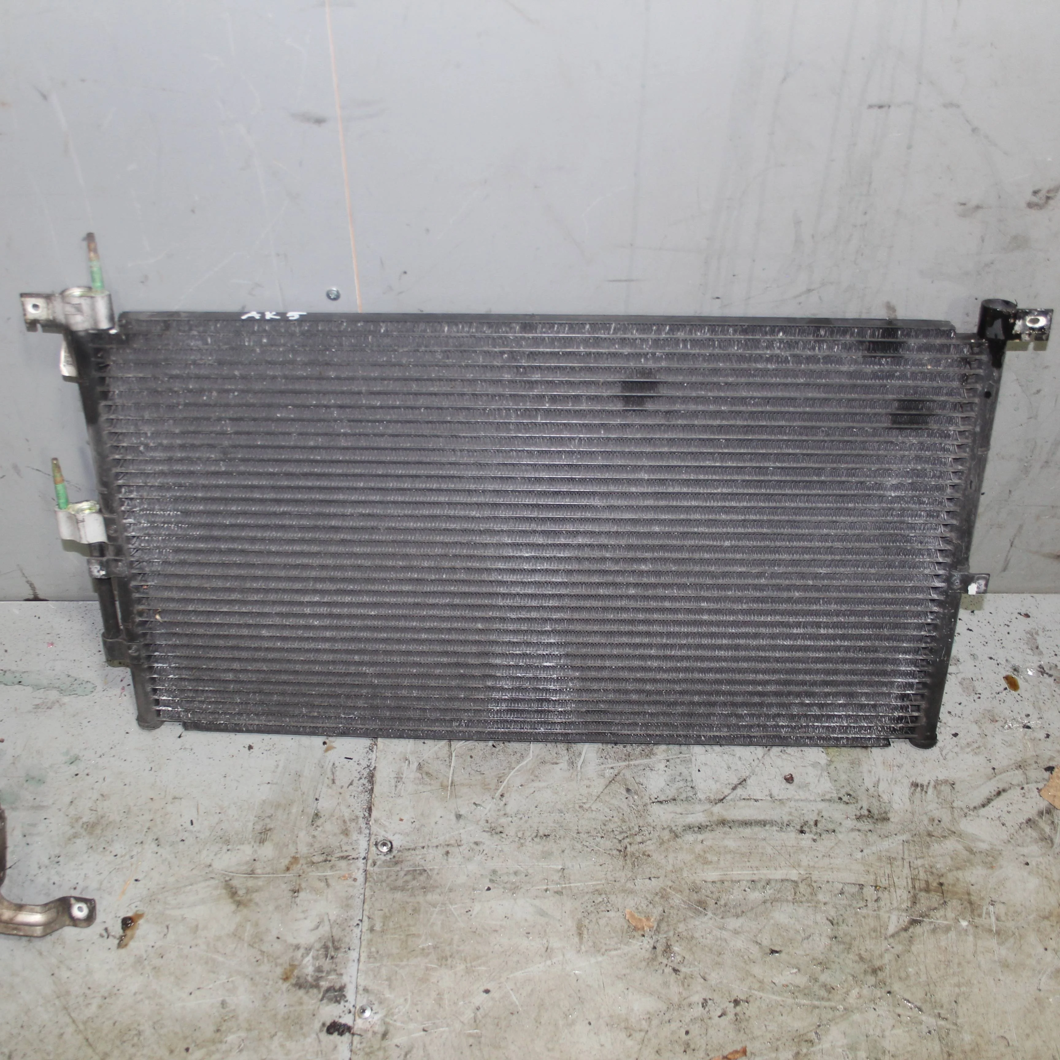 Радиатор основной JAGUAR X-type I (2001—2009)