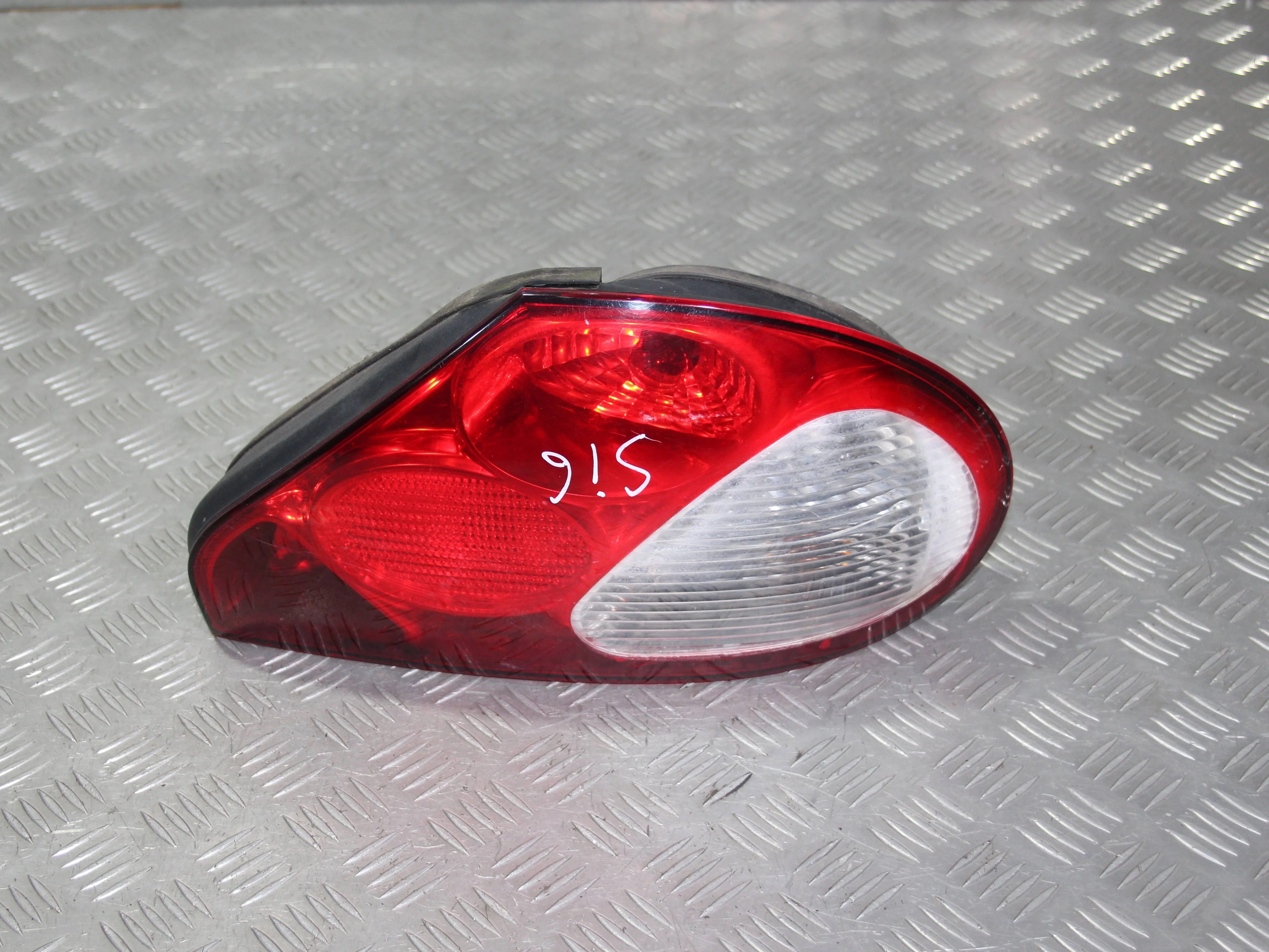 Фонарь задний правый JAGUAR X-type I (2001—2009)