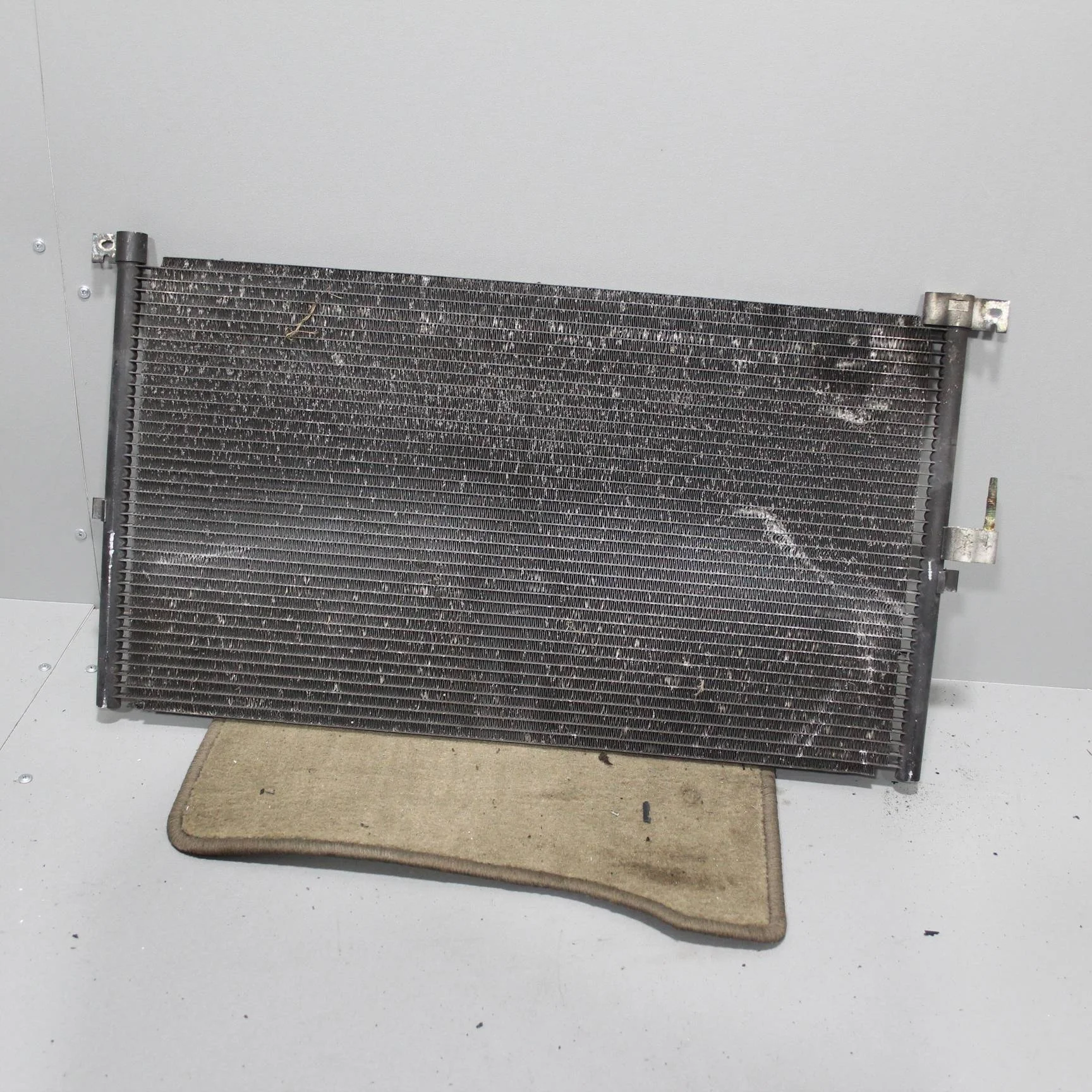 Радиатор кондиционера (конденсер) JAGUAR X-type I