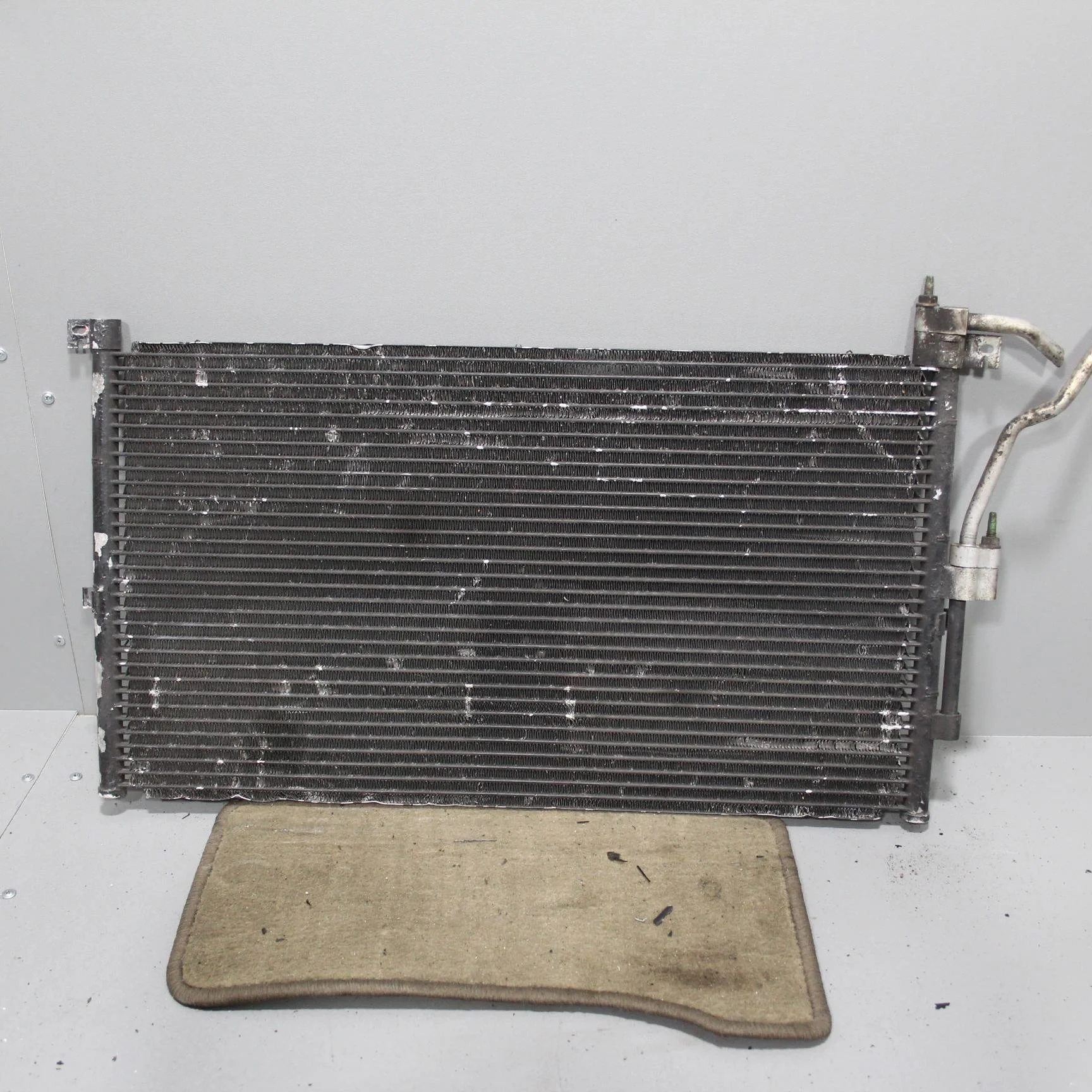 Радиатор кондиционера (конденсер) JAGUAR X-type I