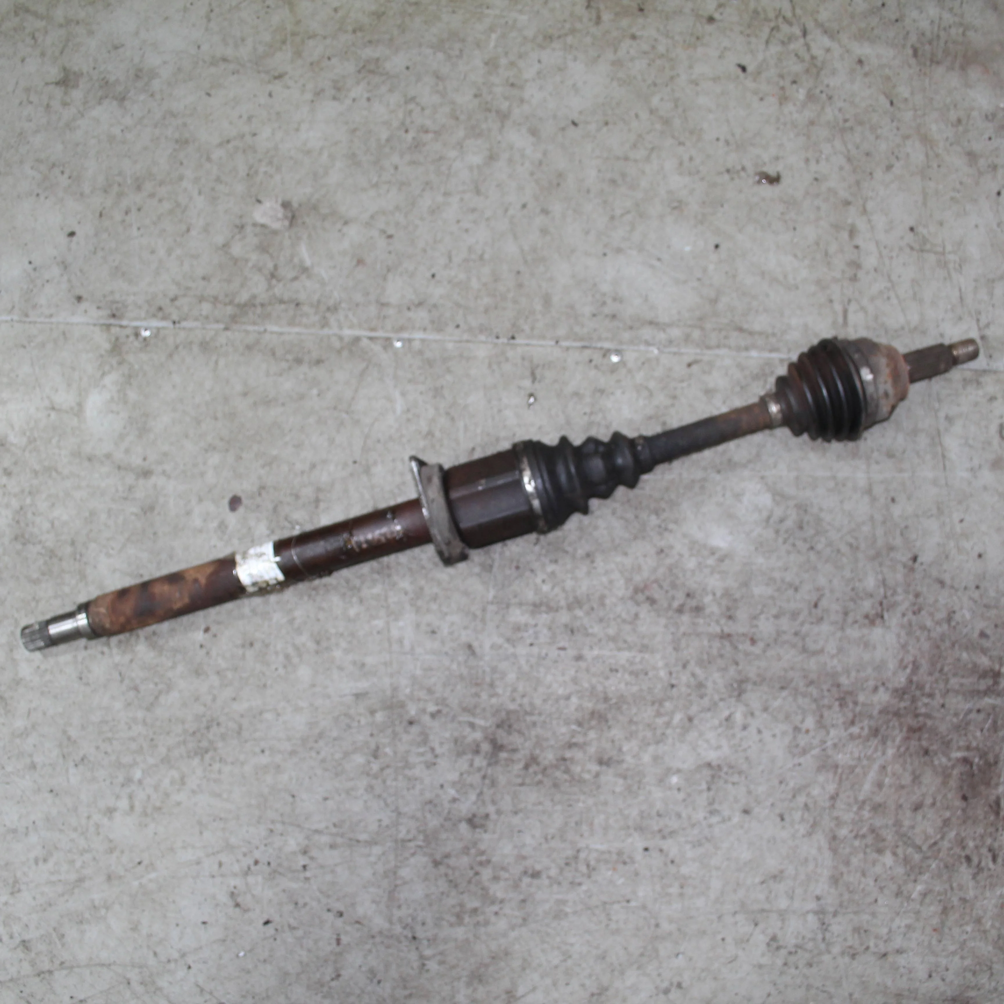 Полуось передняя правая (Привод) JAGUAR X-type I