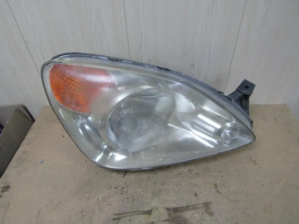 Фара правая HONDA CR-V II рестайлинг (2004—2006)