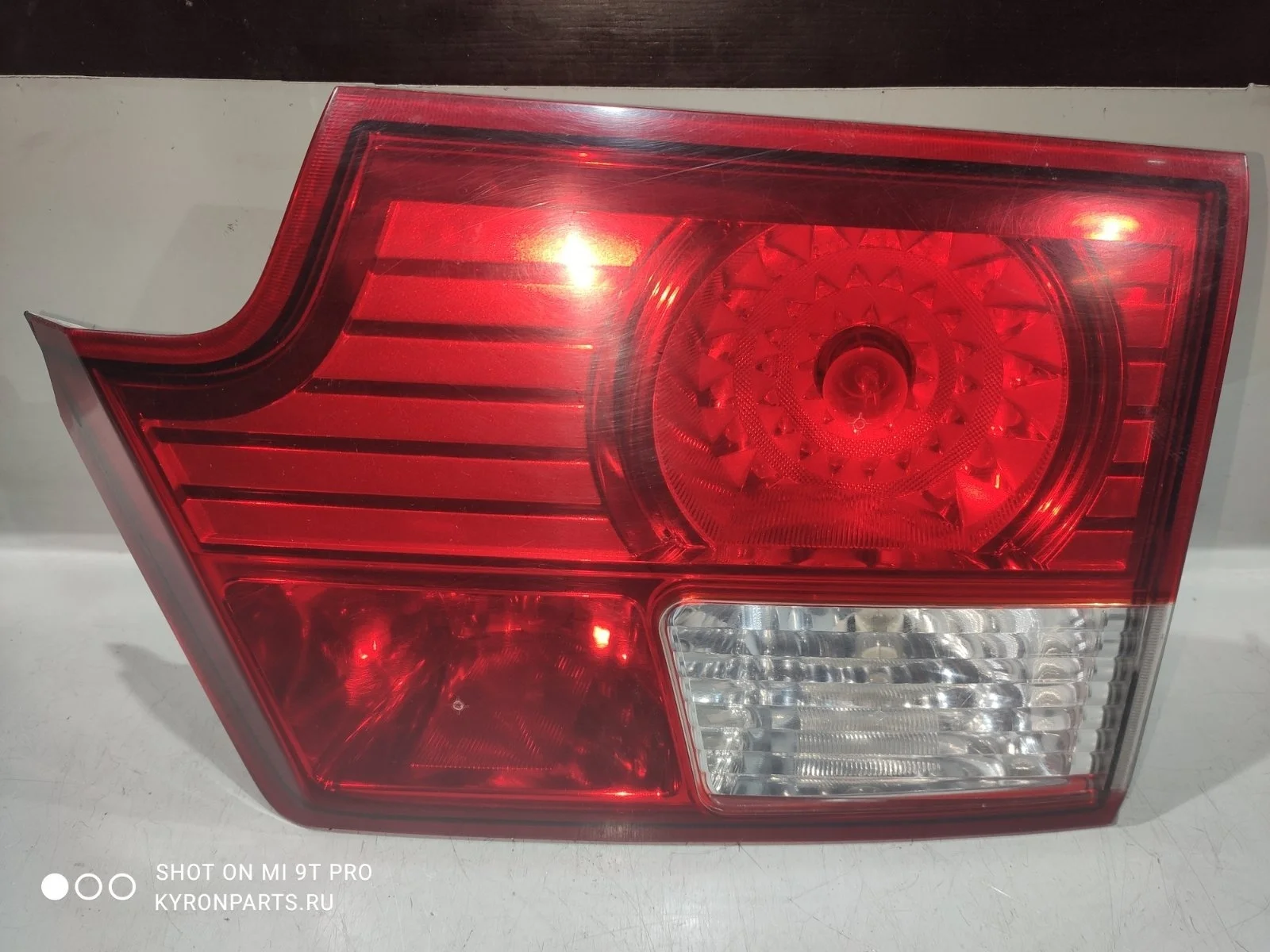 Фонарь SsangYong Kyron 2012 D130