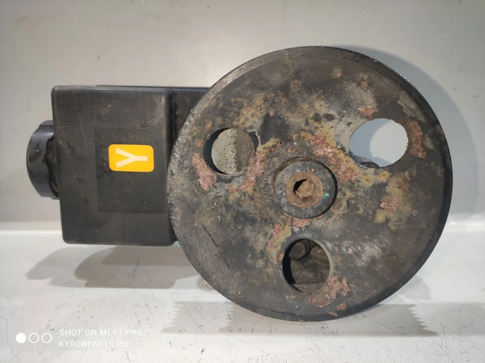 Насос гур Ssangyong Rexton 2001 Y200