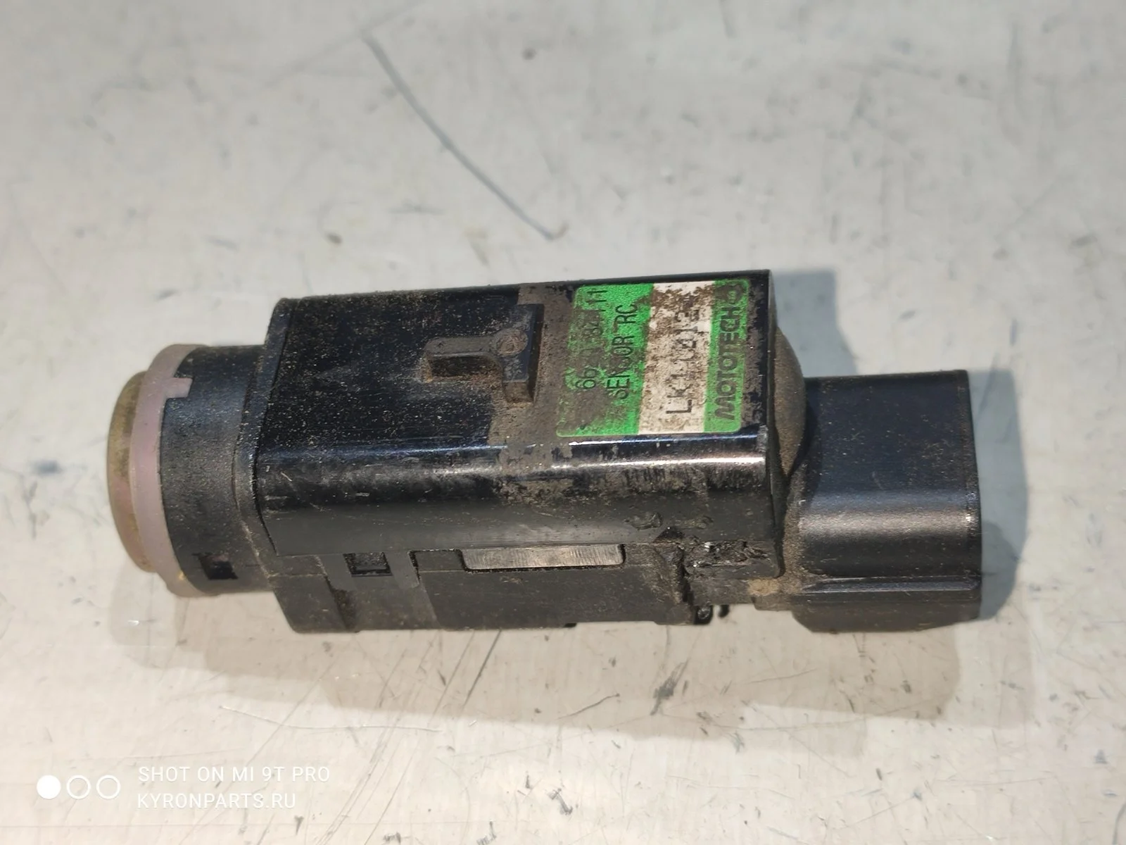 Датчик парктроника Ssangyong Actyon 2014 C200