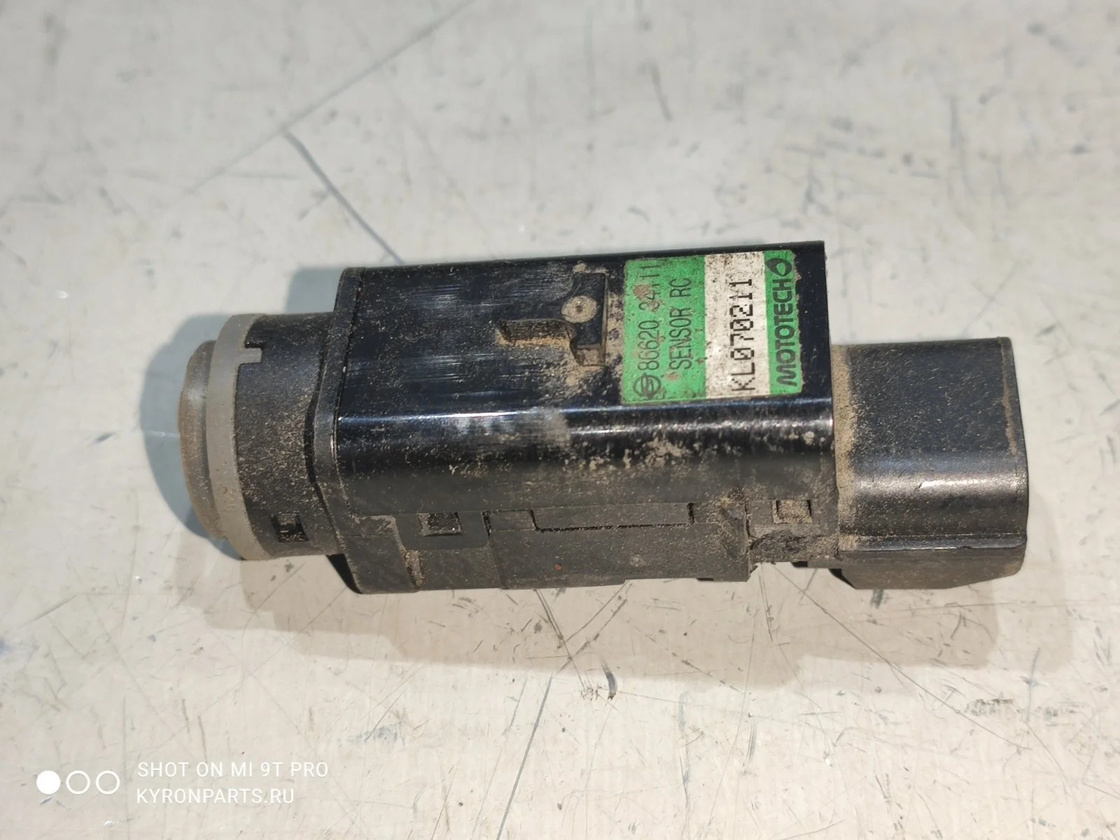 Датчик парктроника Ssangyong Actyon 2014 C200