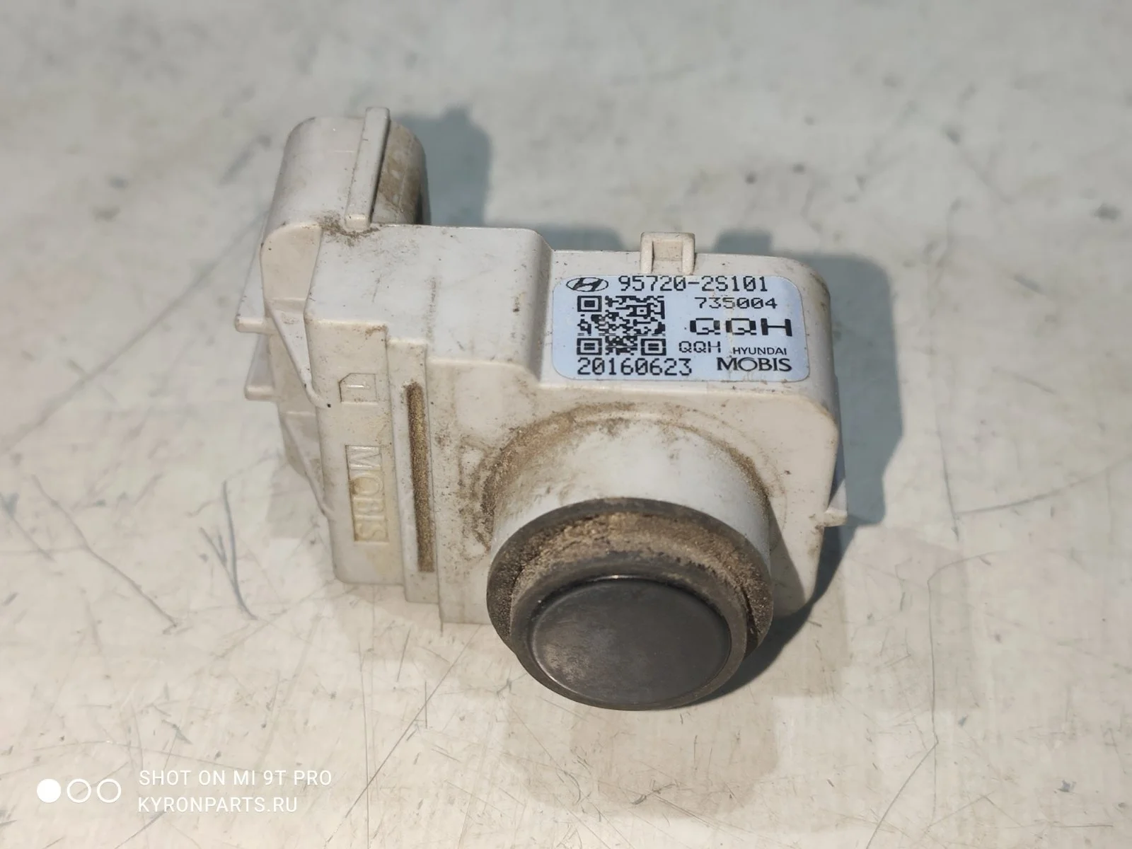 Датчик парктроника Hyundai IX35 2014 LM