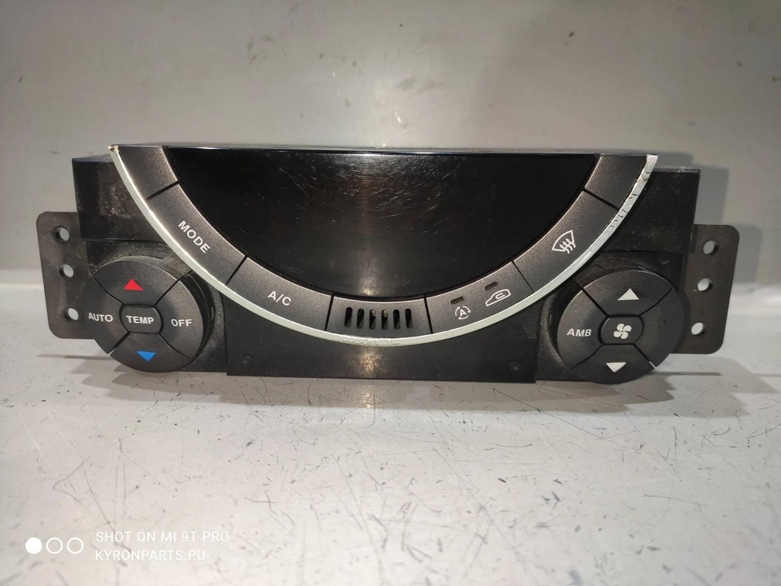 Блок управления климат-контролем SsangYong Rexton 2009 Y250