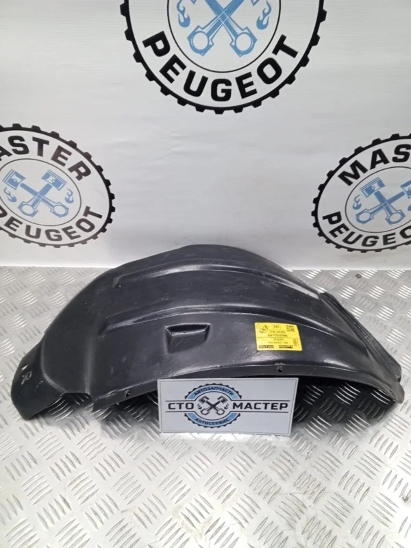 Подкрылок передний правый Fiat Ducato