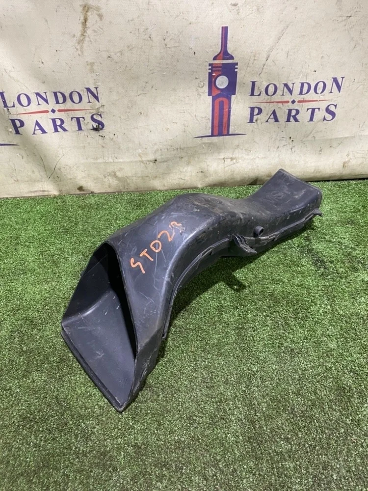 Воздуховод BMW F30