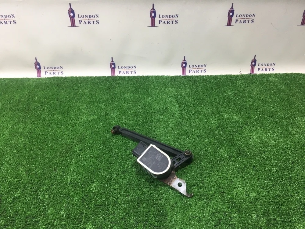 Датчик дорожного просвета BMW F30