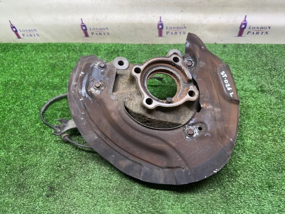 Кулак поворотный BMW X1 E84