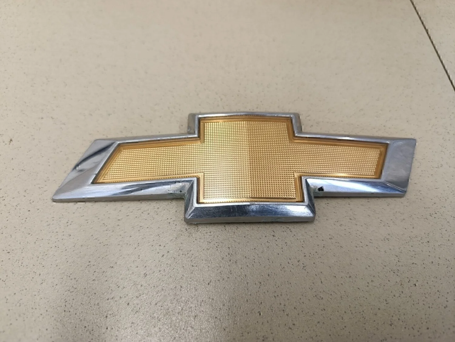 Эмблема на крышку багажника Cruze 2009-2016