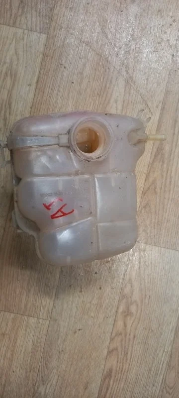 Бачок расширительный opel Astra 2011 J