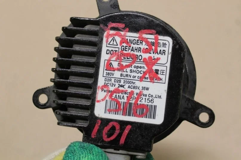 Блок ксеноновой лампы для Nissan Sentra B17 2012-2017