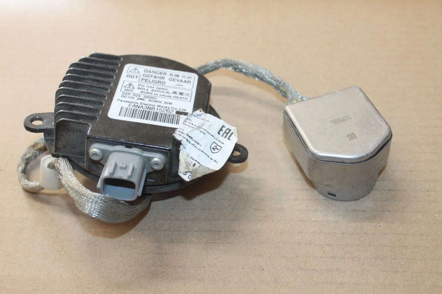 Блок ксеноновой лампы для Infiniti QX56 QX80 Z62 2010-