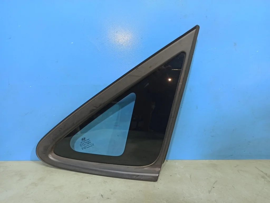 форточка Hyundai IX35 1 2013-2015 25.11.2014