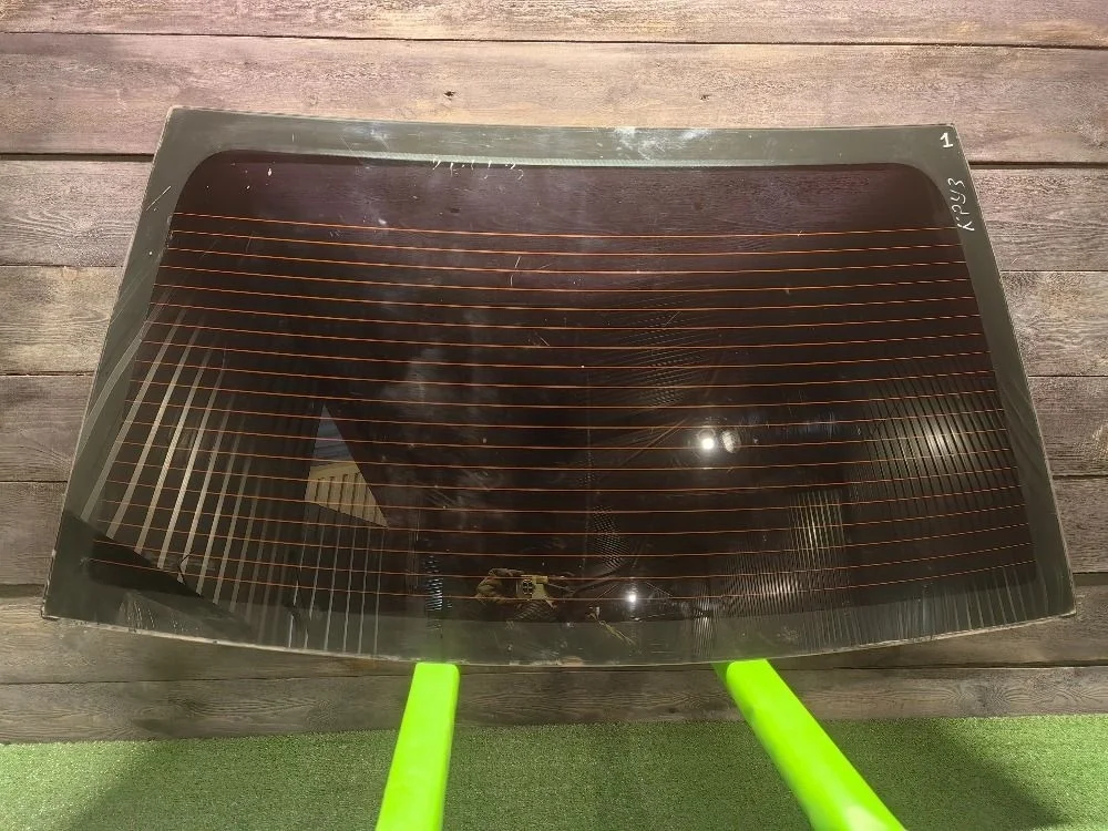 Стекло заднее Chevrolet Cruze I