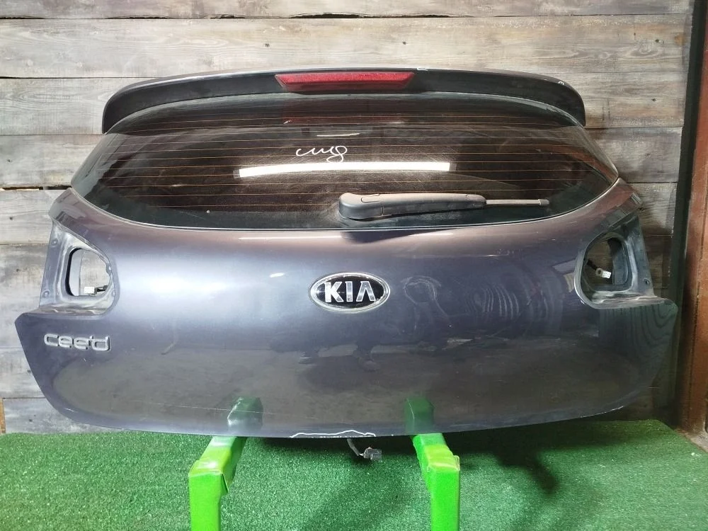 Крышка багажника Kia Ceed 2 JD