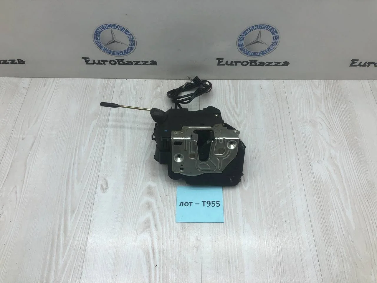 Дверной замок передний левый Mercedes W203