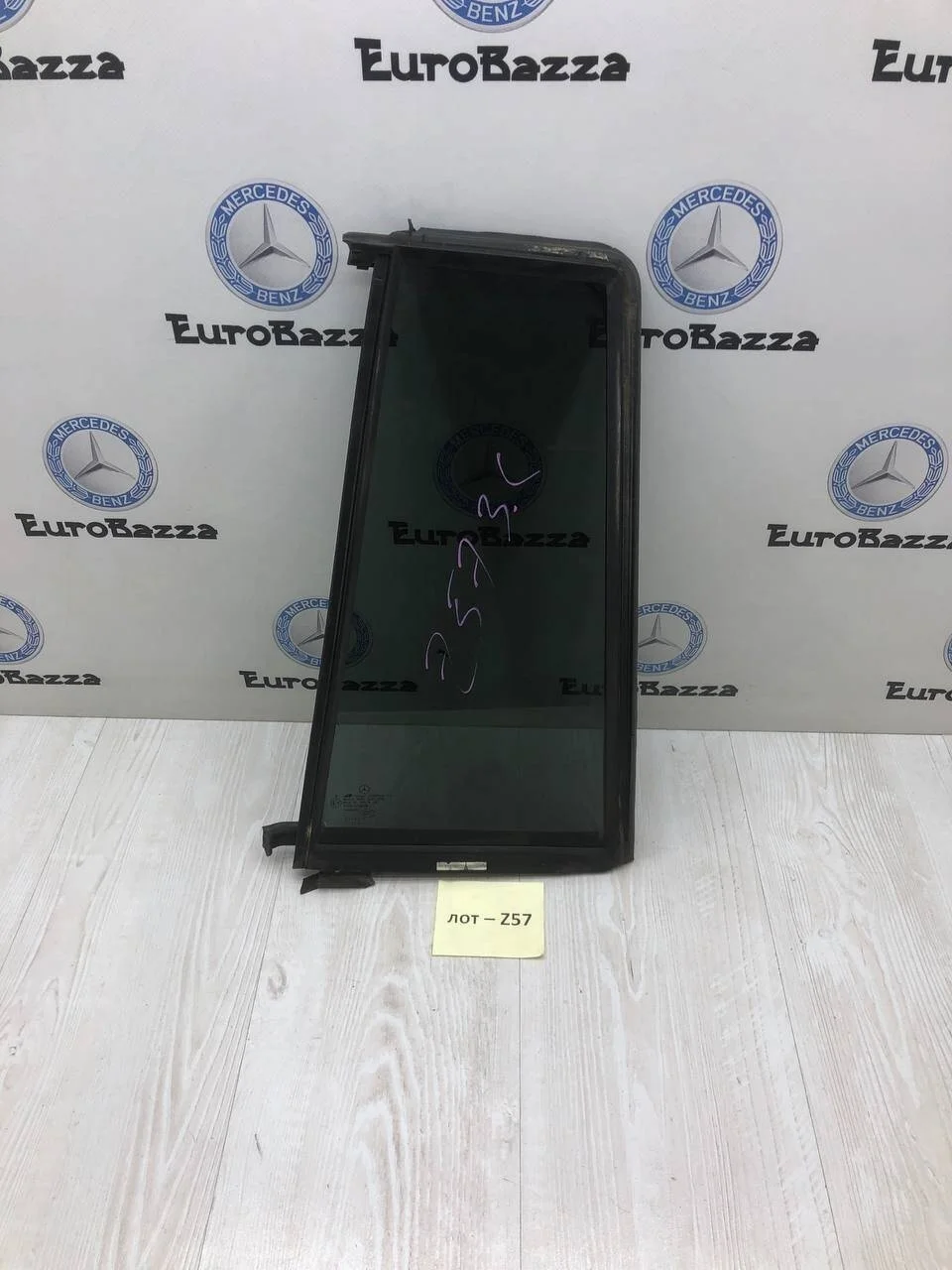 Форточка двери задней левой Mercedes X164