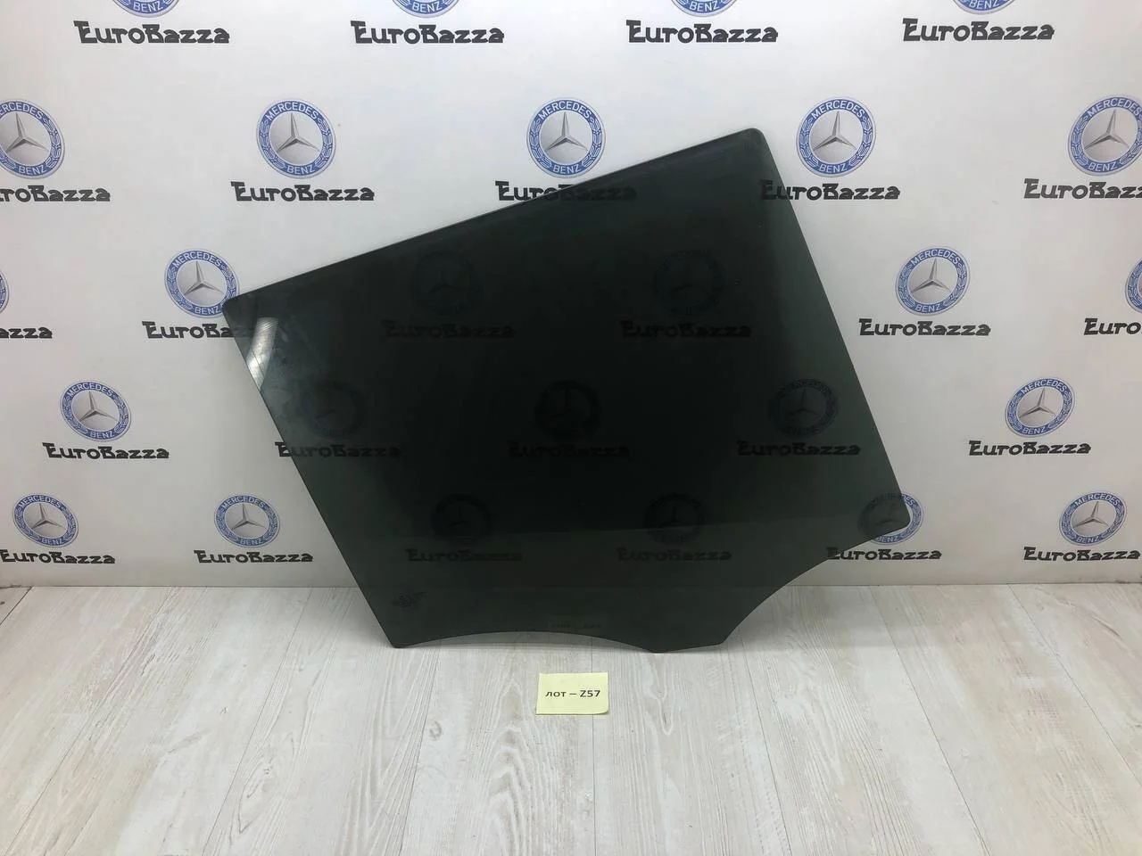 Стекло двери задней правой Mercedes X164