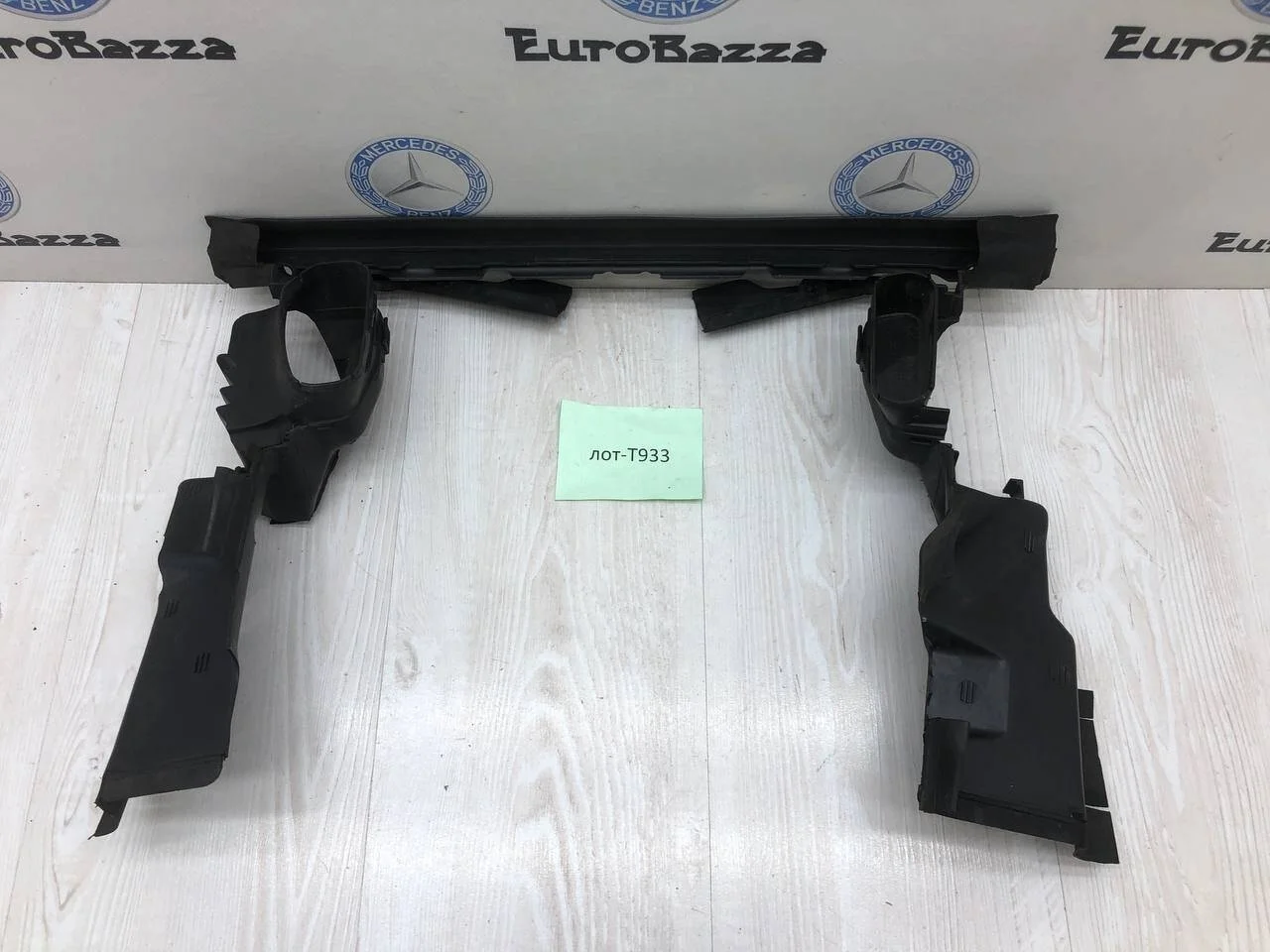Дефлектор радиатора Mercedes W211