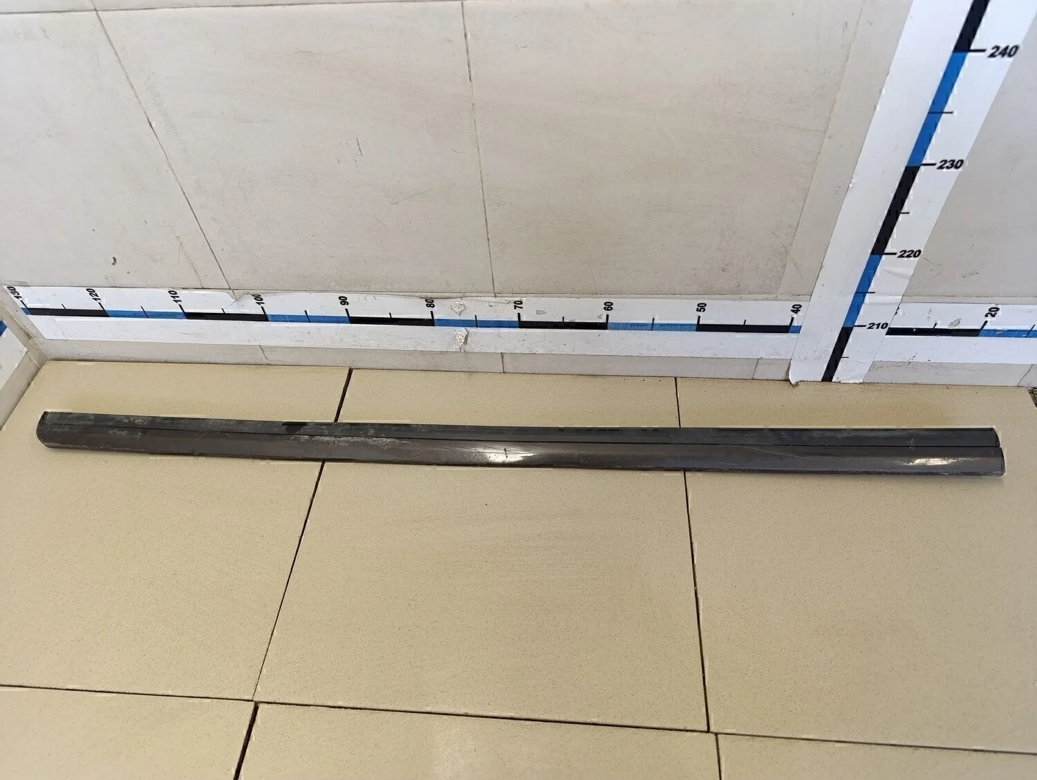 Молдинг передней левой двери Passat [B7] 2011-2015