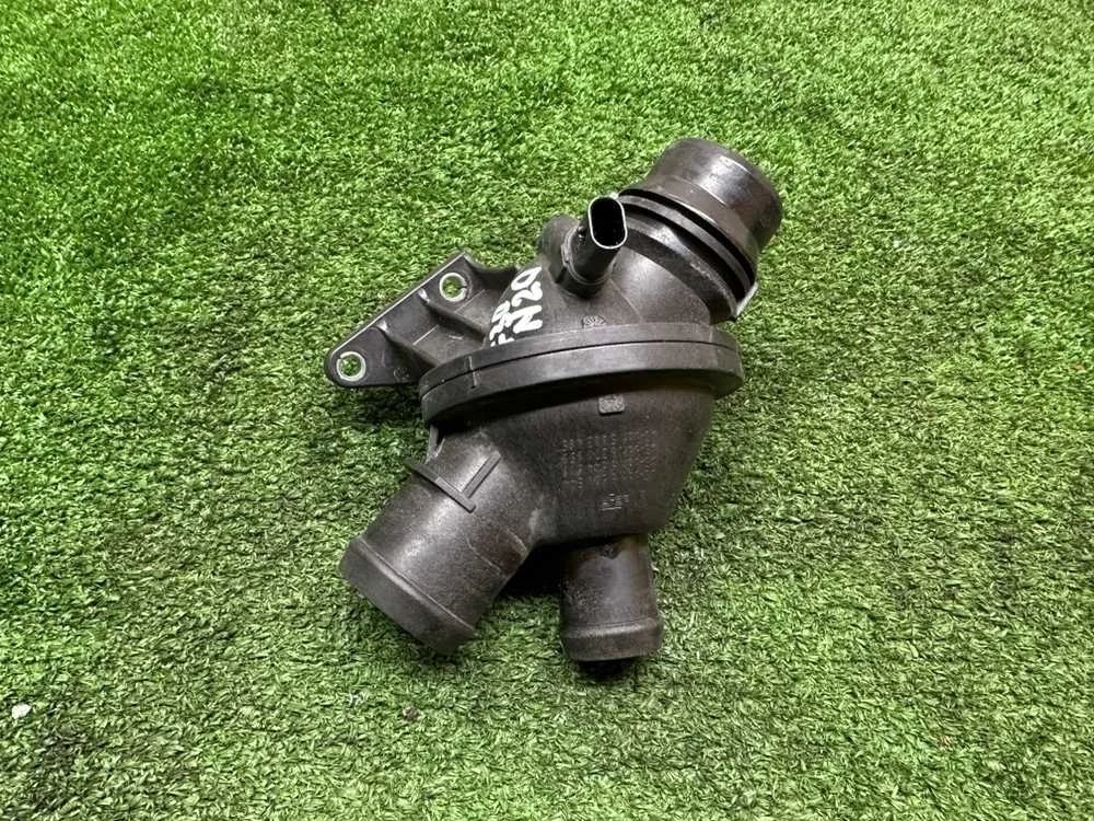 Термостат BMW 320i F30