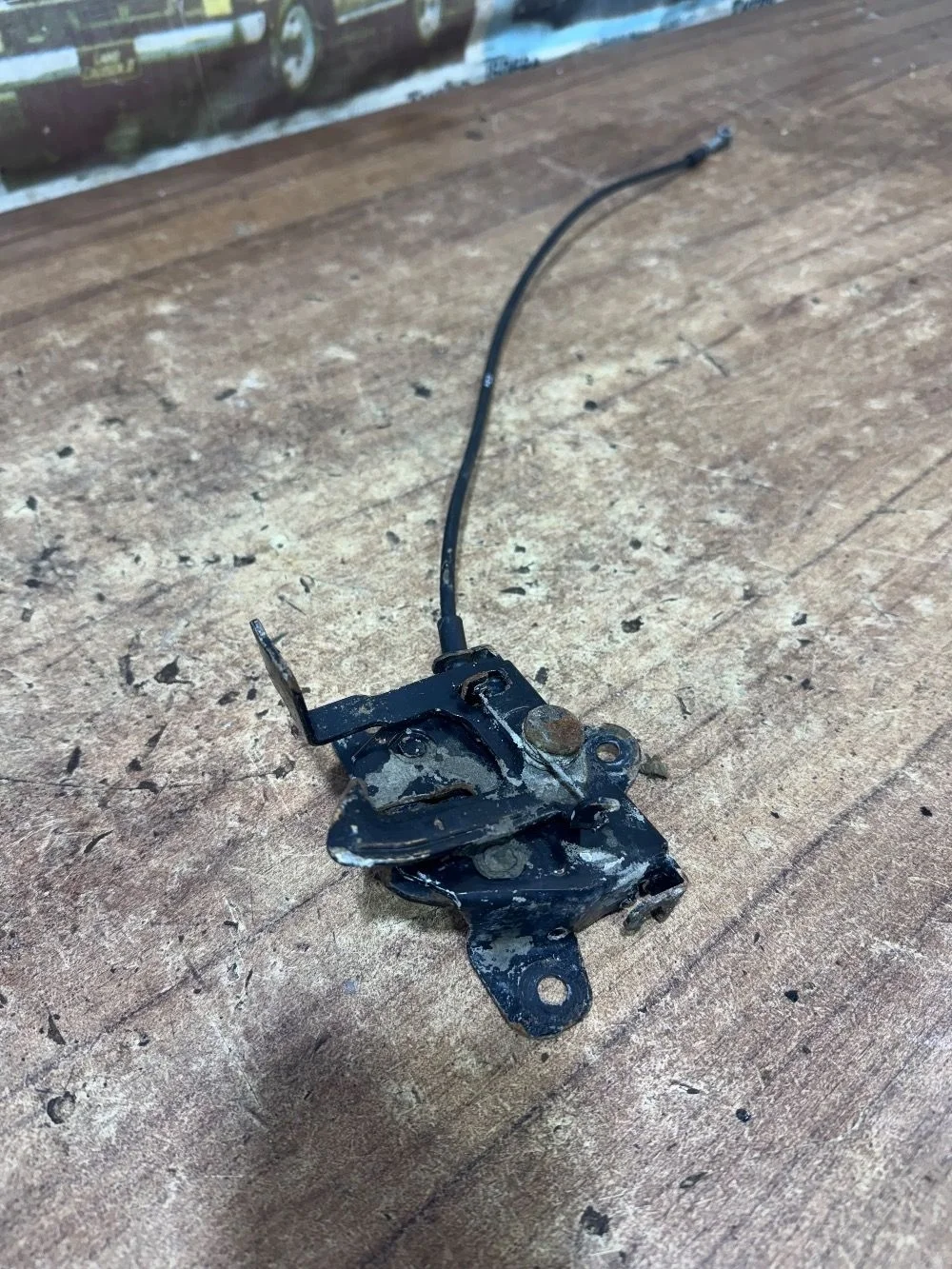 Замок капота Хендай Элантра HD