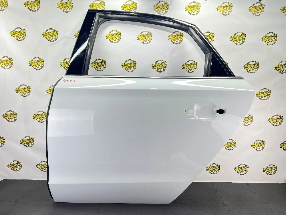 Дверь задняя левая Audi S8 D4 рестайлинг (2013—2018)