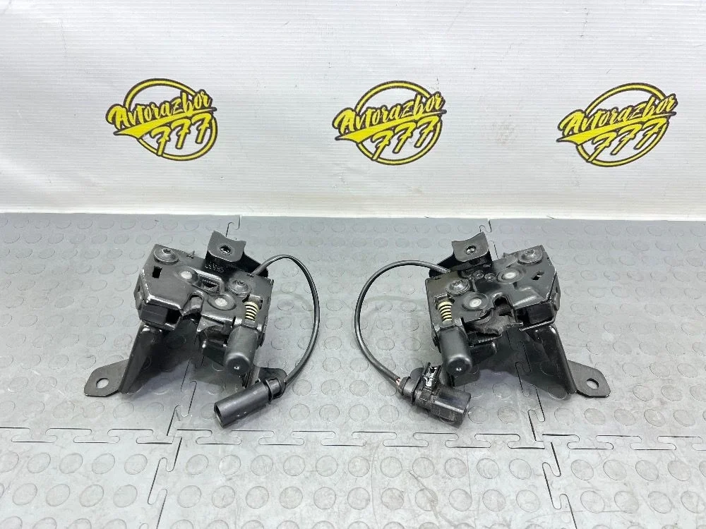 Замок капота Audi S8 D4 рестайлинг (2013—2018)