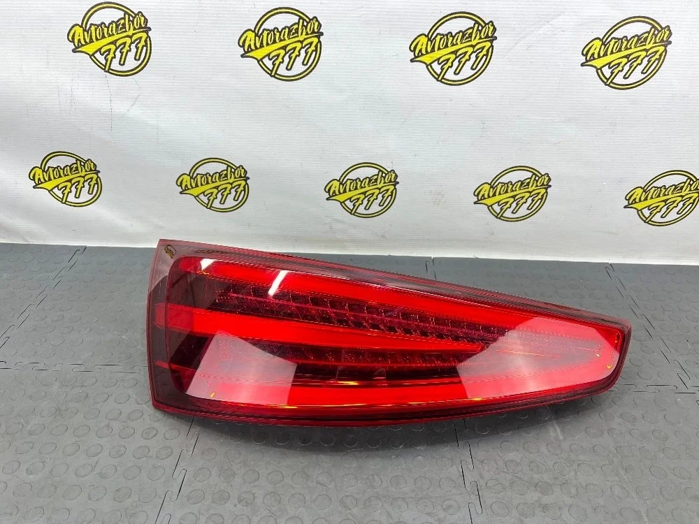 Фонарь задний левый Audi Q3 I (2011—2014)