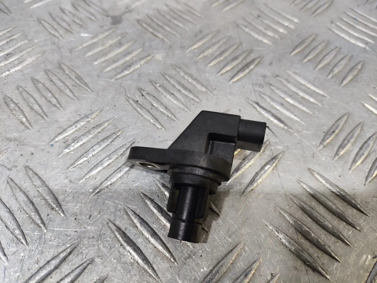 [Б/У] Датчик положения распредвала [Код: 00574658 ]