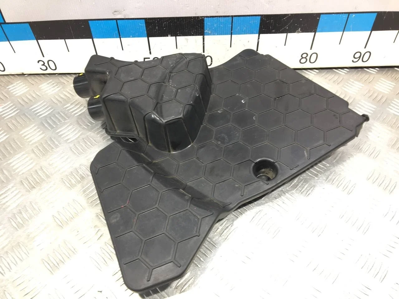 [Б/У] Декоративная крышка двигателя [Код: 00575701 ]