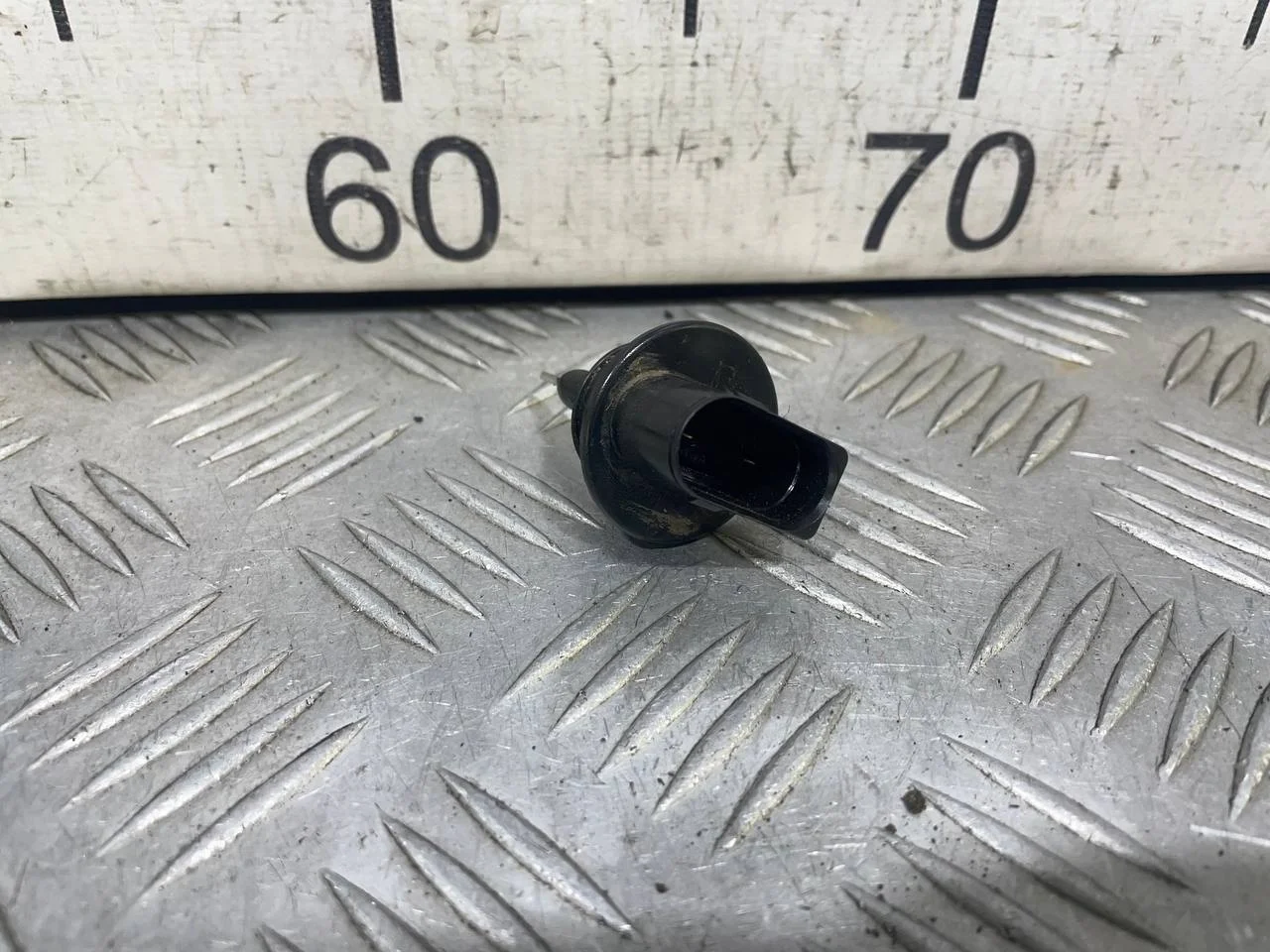 [Б/У] Датчик уровня жидкости в бачок омывателя [Код: 00576082 ]