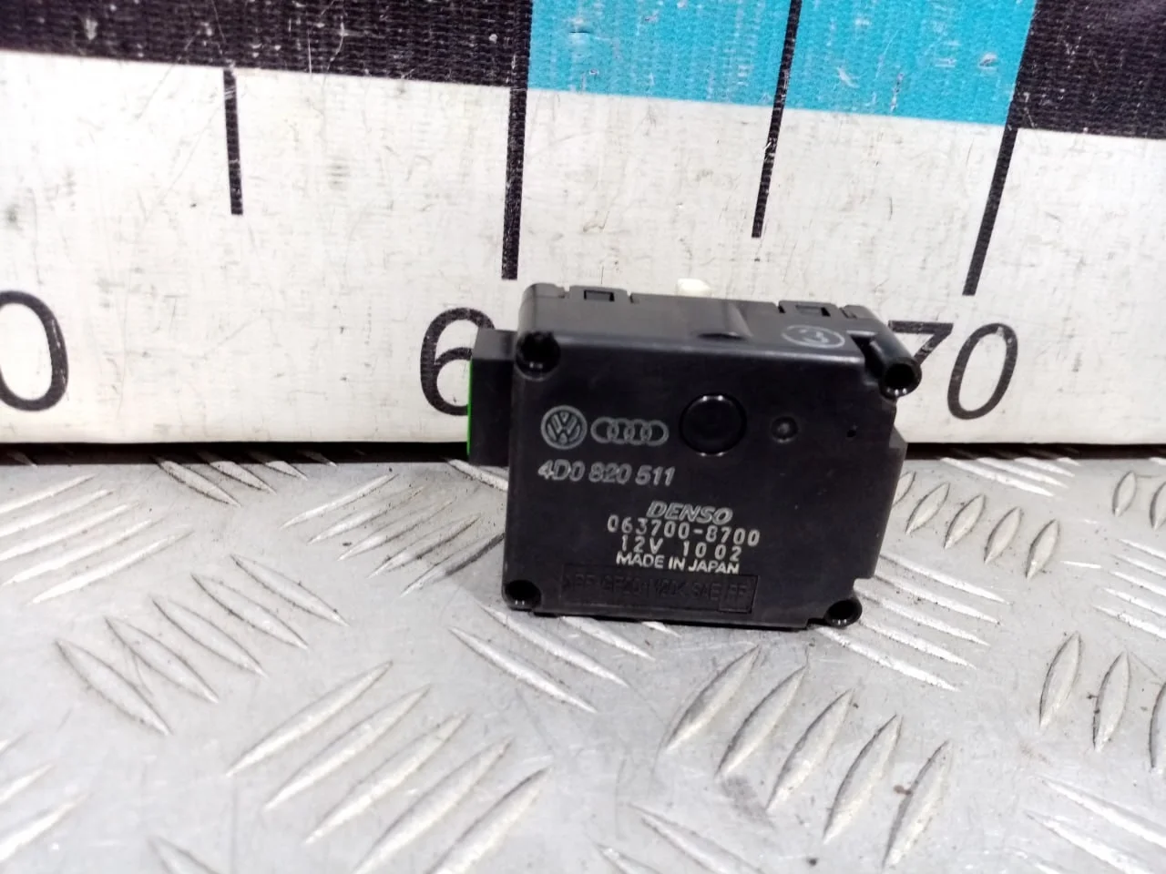 [Б/У] Моторчик заслонки отопителя [Код: 00575211 ]