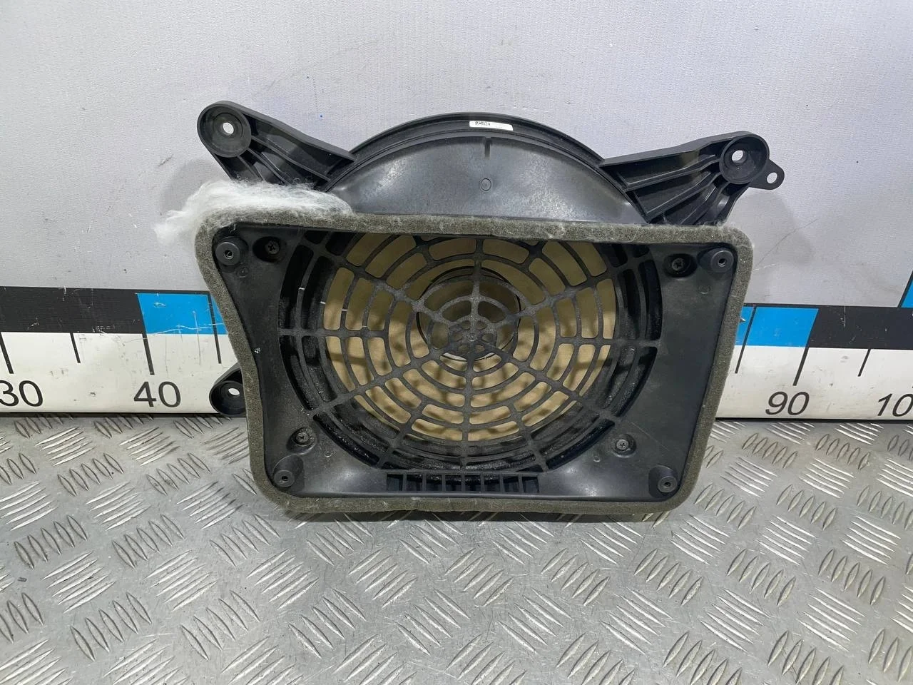 [Б/У] Сабвуфер Audi A6 [Код: 00575964 ]