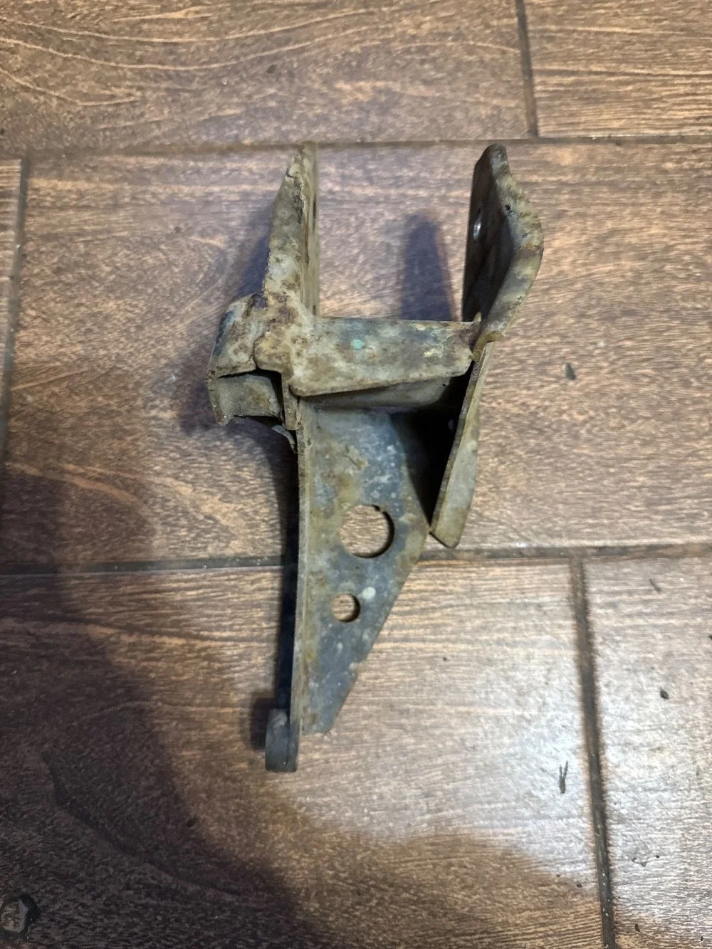 Кронштейн двигателя Nissan Almera Classic I (2006—2013)