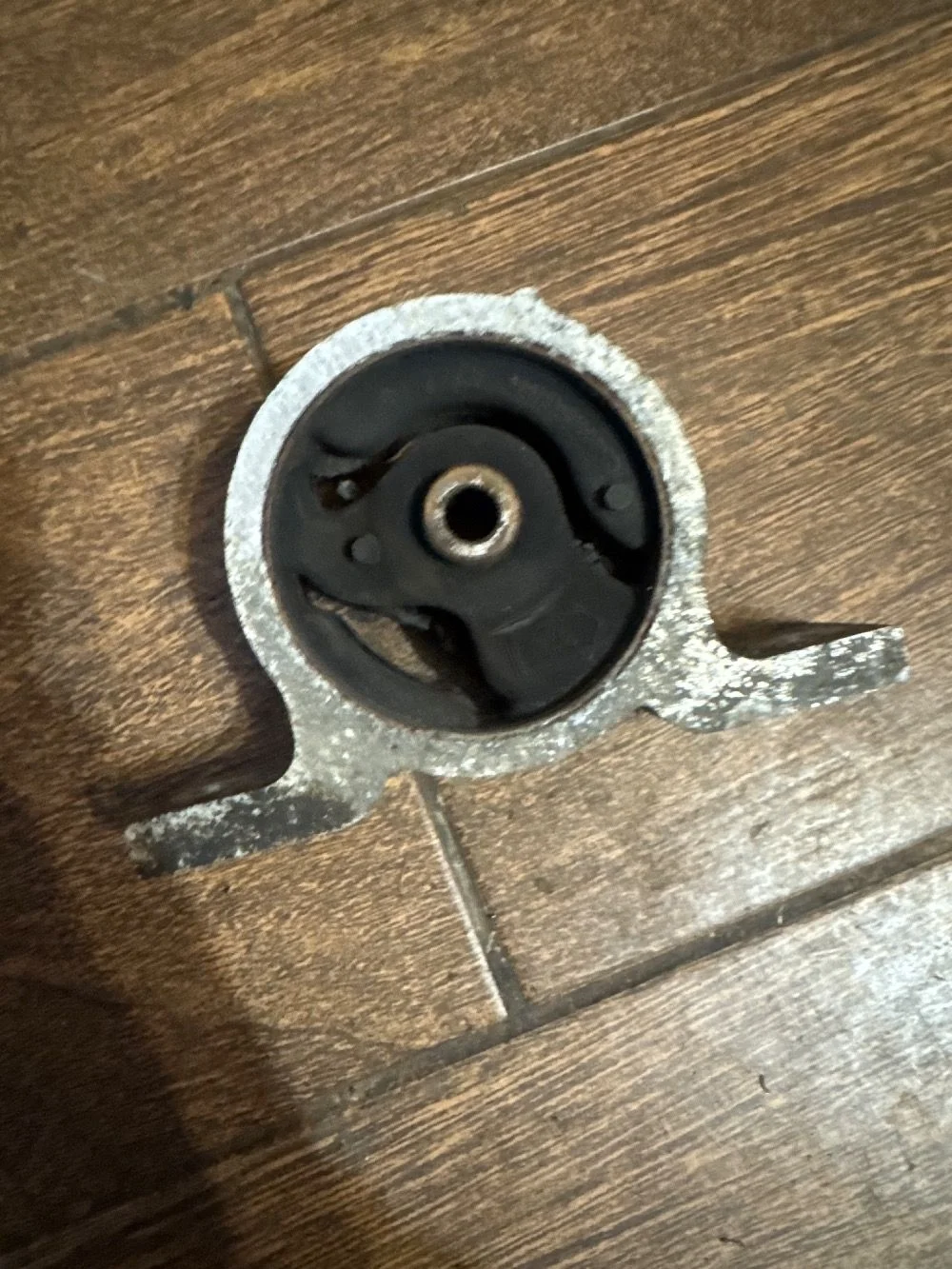 Опора двигателя Nissan Almera Classic I (2006—2013)