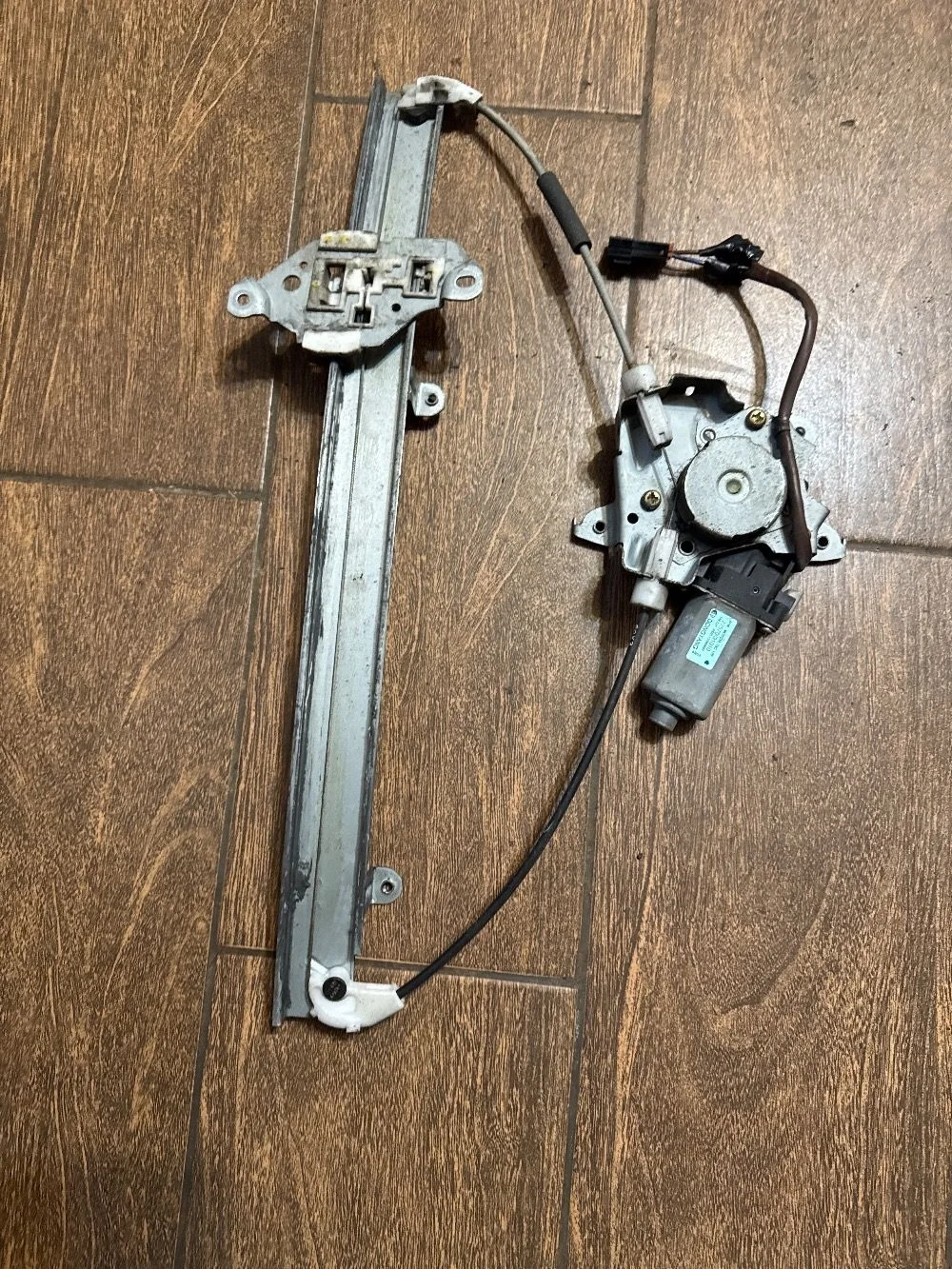 Стеклоподъемник Nissan Almera Classic I (2006—2013)