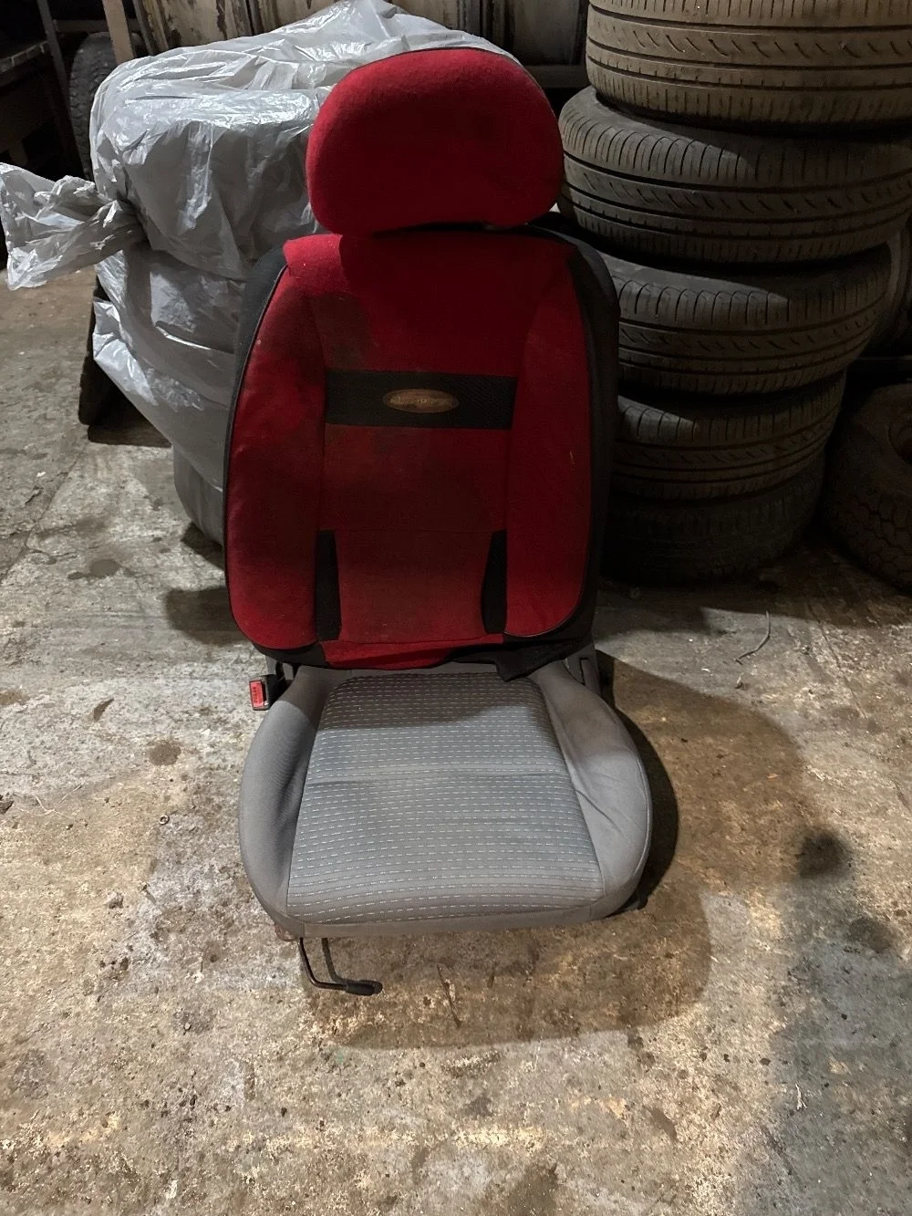 Сиденье переднее левое Nissan Almera Classic I (2006—2013)