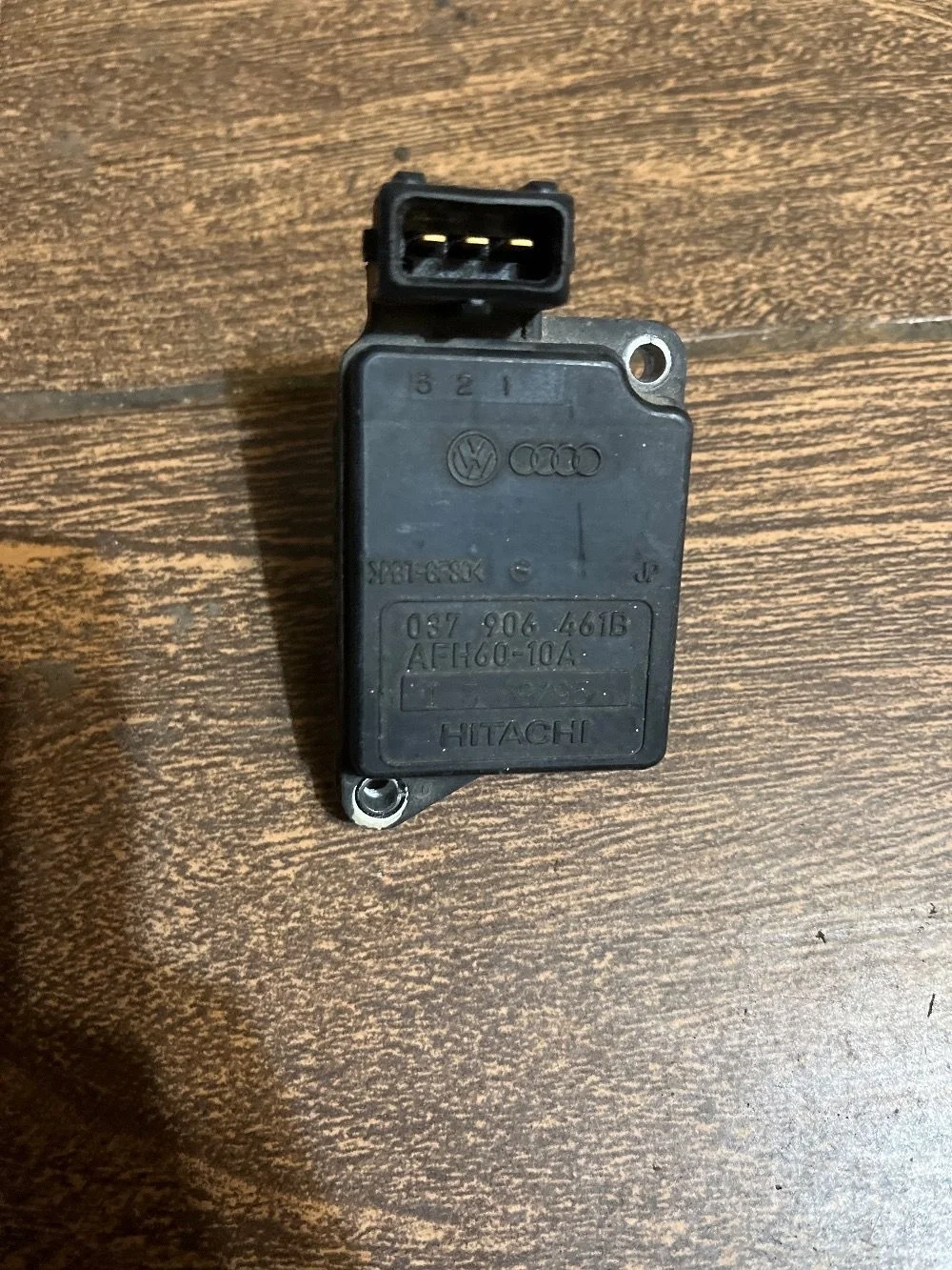 Датчик ДМРВ Audi A4 B5 (1994—1999)