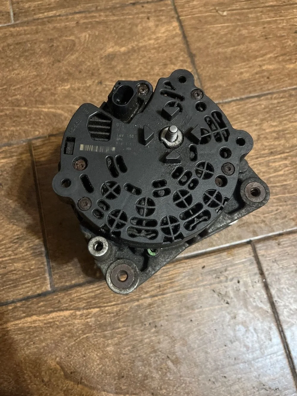 Генератор Volkswagen Transporter T5 (2003—2009)