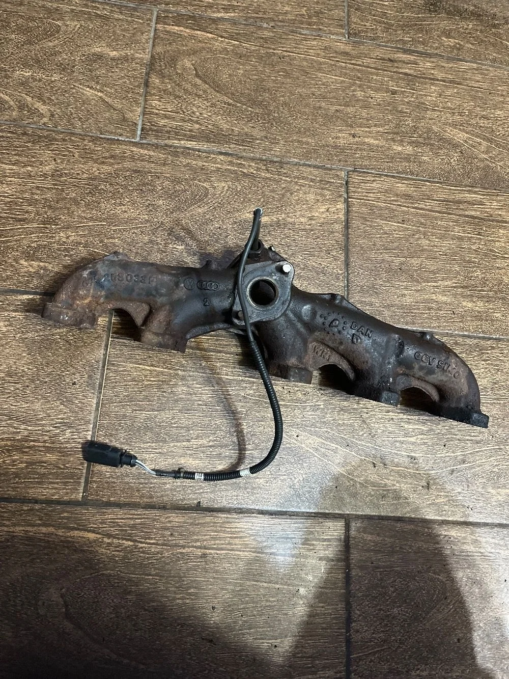 Коллектор выпускной Volkswagen Transporter T5 (2003—2009)