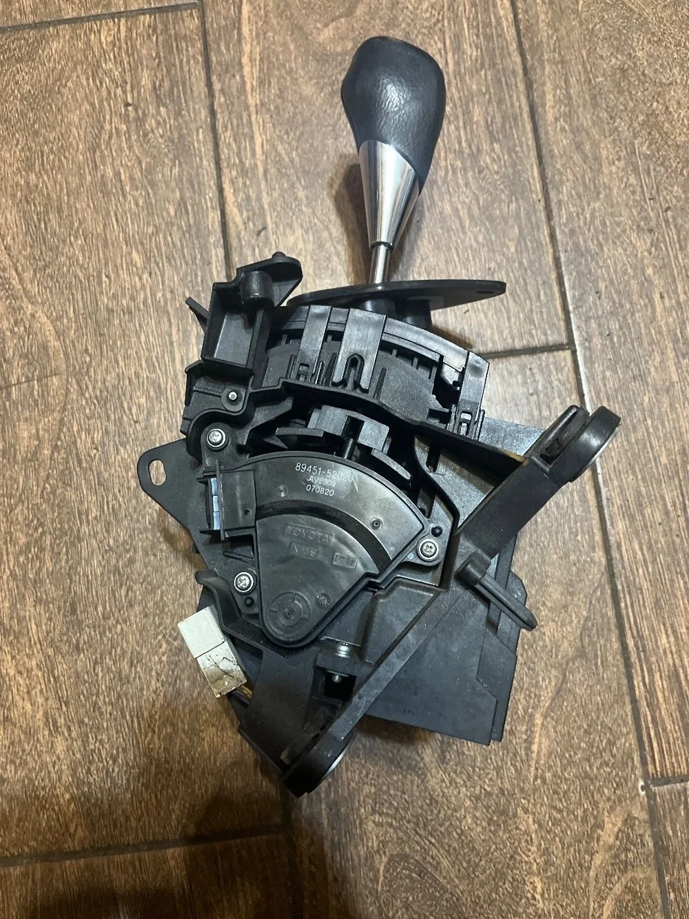 Селектор АКПП Toyota Corolla X (2006—2010)