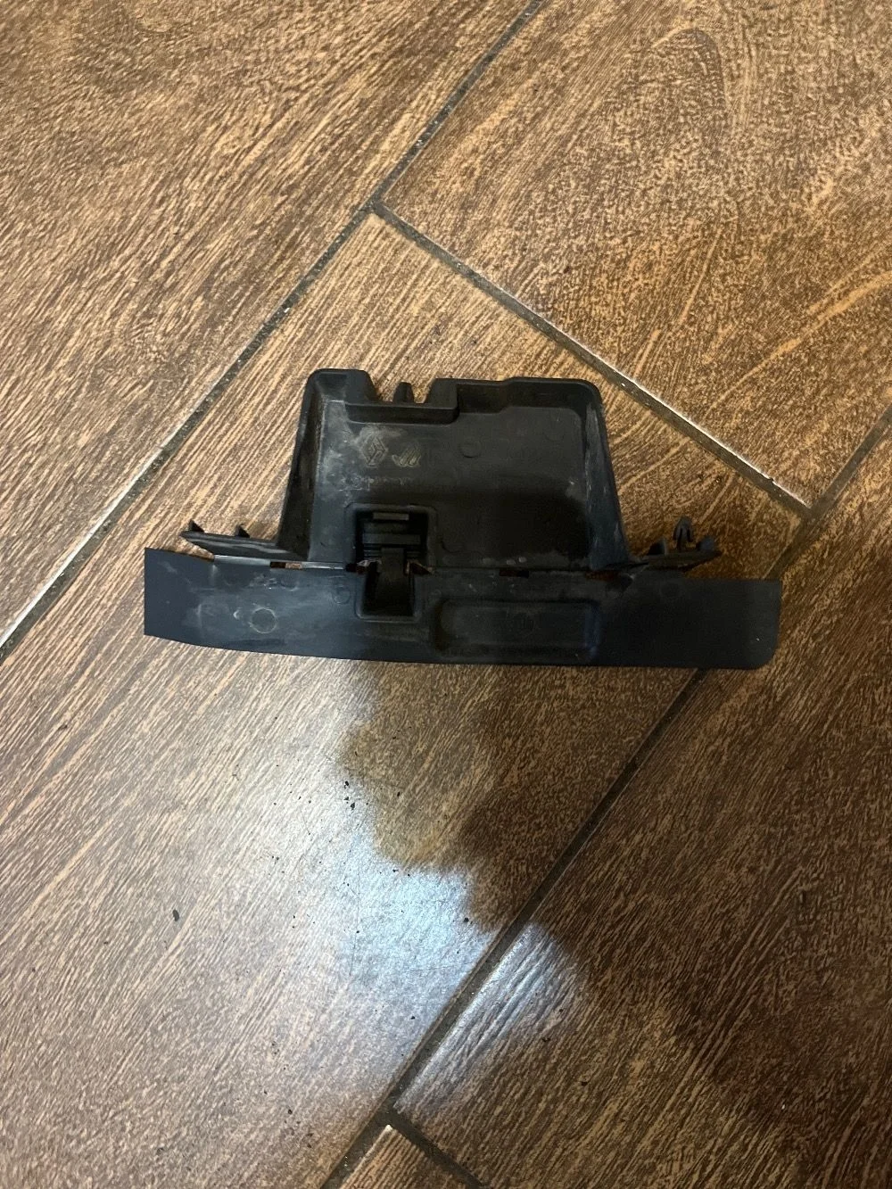 Кронштейн Renault Logan II (2012—2018)