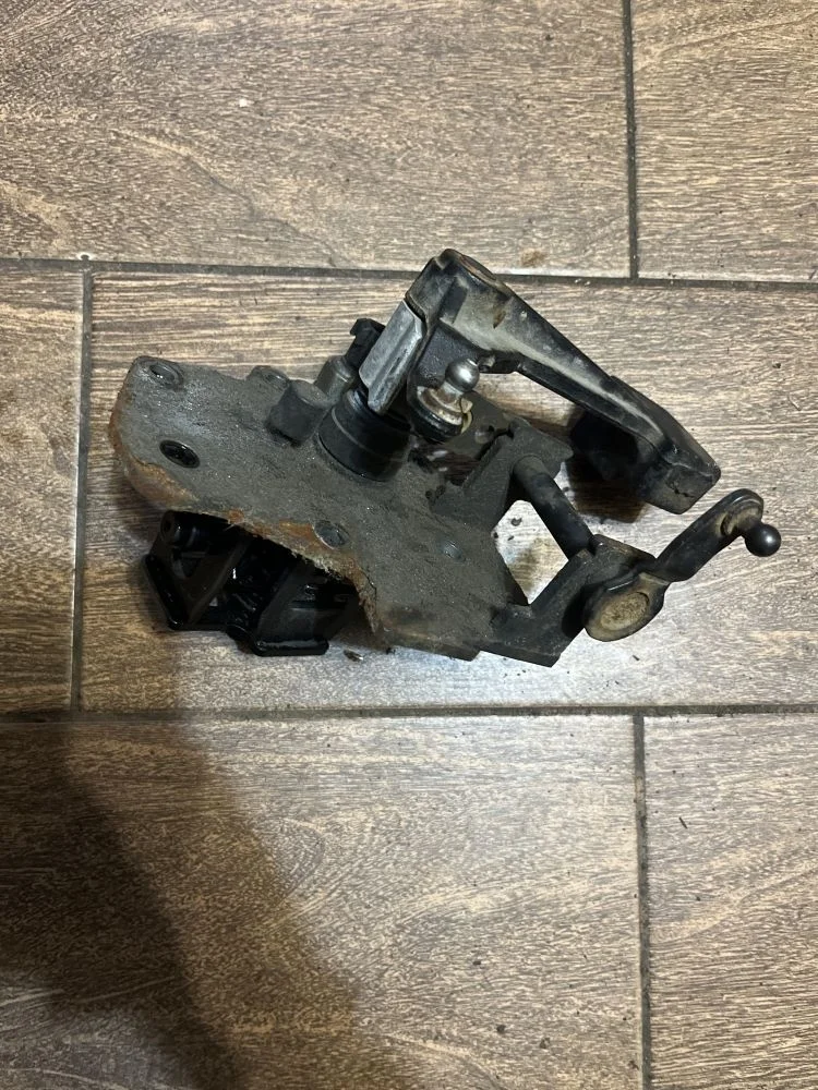 Механизм выбора передач Ford Focus III (2011—2015)